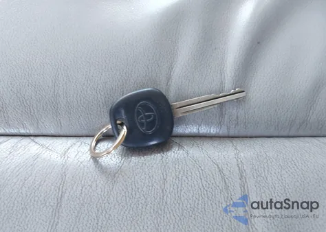 2011 Toyota Sienna Xle V6 из США, поврежденный, VIN 5TDYK3DC2BS050739